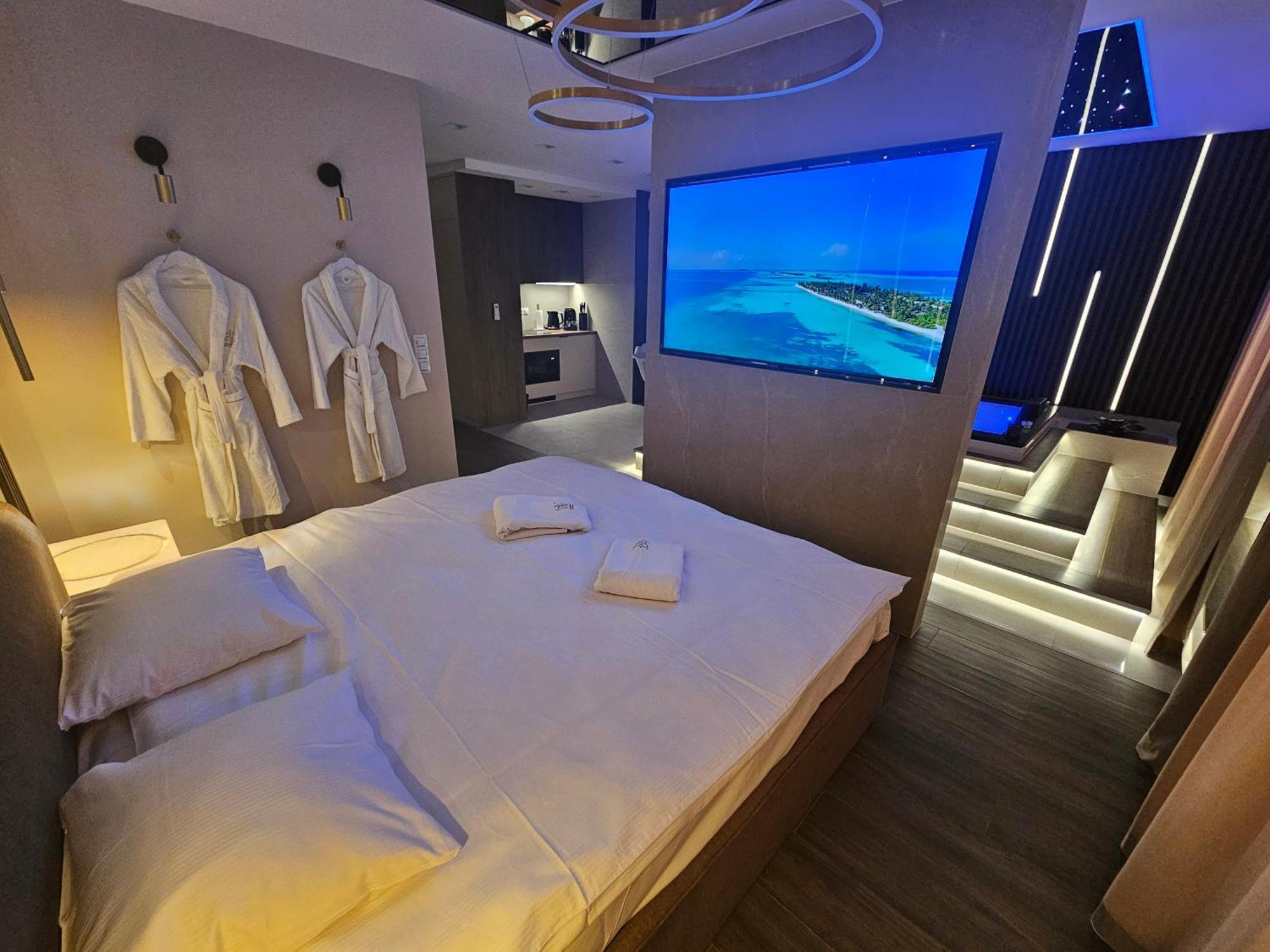 Masarska 8 Vip Apartamenty Jacuzzi Krakau Buitenkant foto
